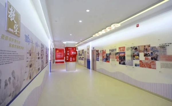展廳如此設(shè)計，讓醫(yī)院擺脫“高冷”感！